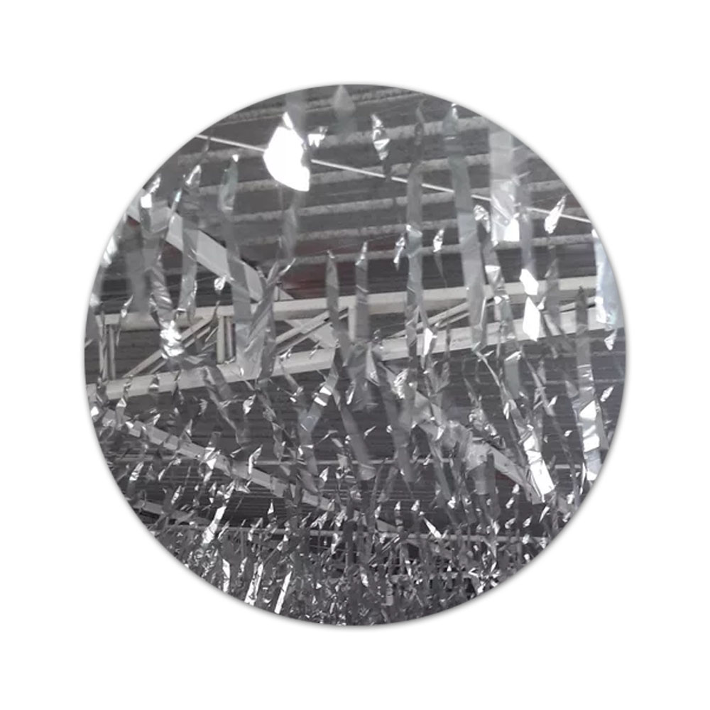 Foto 2 de Varal de fitas metalizadas com 10 metros prata badulake