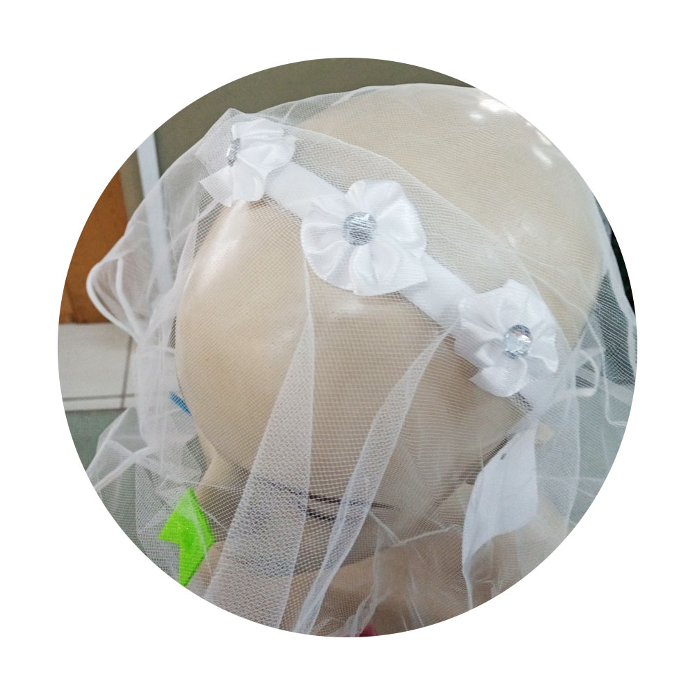 Foto 3 de Tiara festa junina noiva caipira branca com bandeirinhas