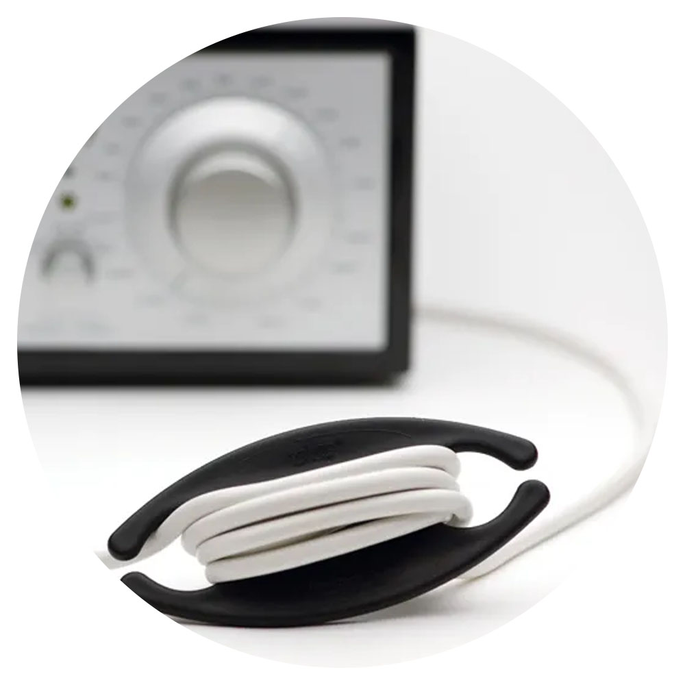 Foto 2 de Organizador de cabos bobino gde preto c/3un